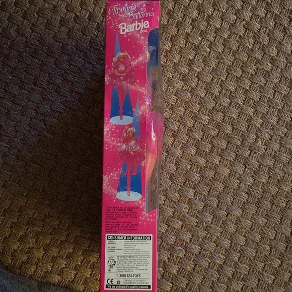 BRAND NEW IN BOX Twirling Ballerina Barbie - Picture 6 of 8
